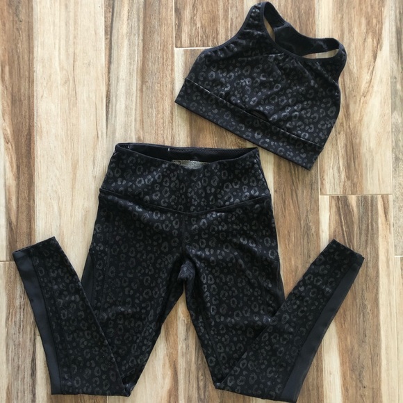 leopard workout set